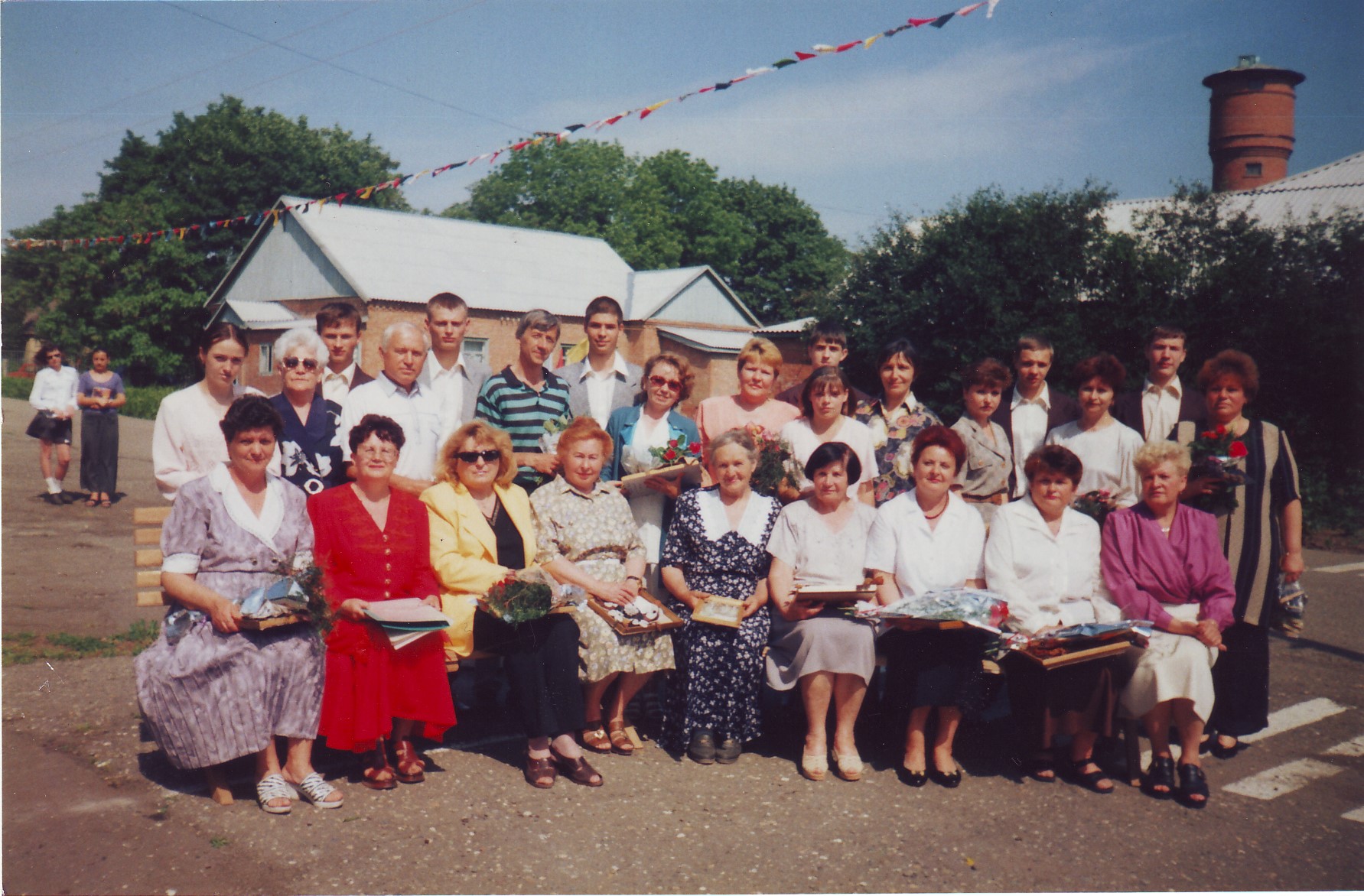 2000 2000.